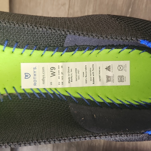 Rothy's black classic pointed flats - Picture 8 of 11